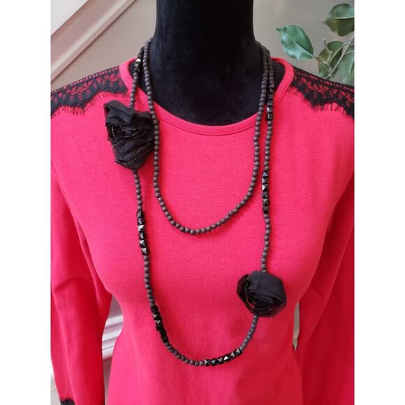 Women's IZOD Red Lace Shoulder Long Sleeve Top with Black Lace Detail Size M - Picture 3 of 11